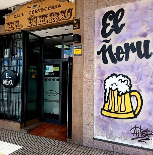 Café Cervecería El Ñeru en Posada de Llanera