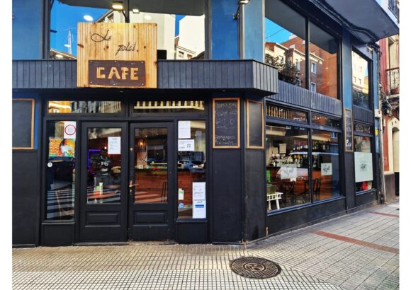 Le Petit Café en Gijón