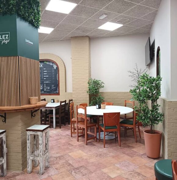 Vélez Plaza en Lugones