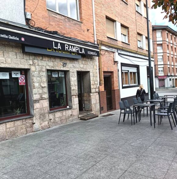 La Rampla Sidrería en Pola de Lena