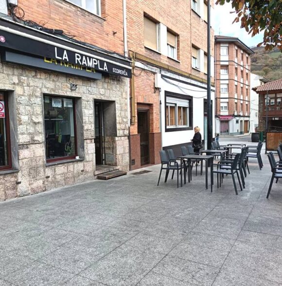 La Rampla Sidrería en Pola de Lena