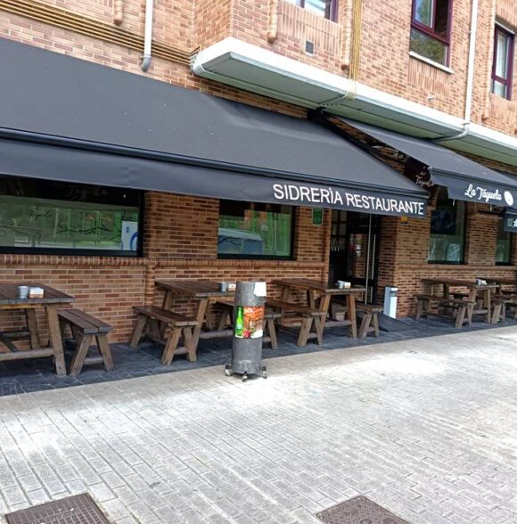 La Tayuela Sidrería Restaurante en Lugones