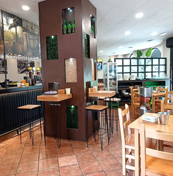 La Tayuela Sidrería Restaurante en Lugones