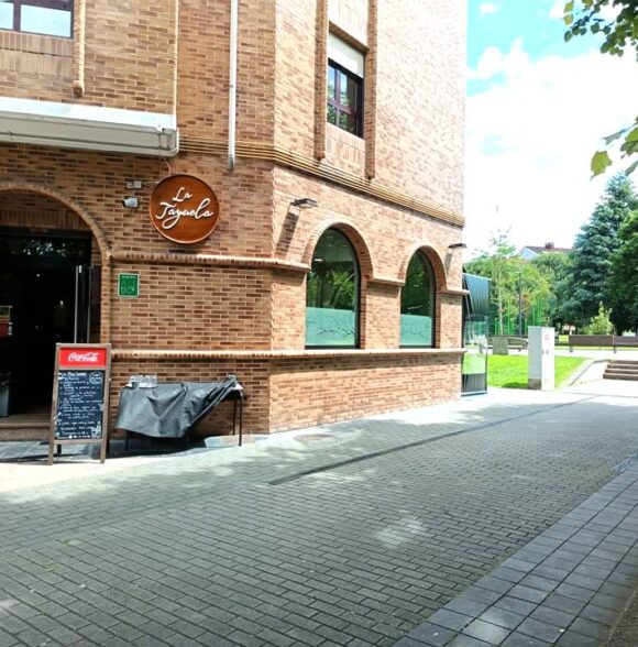 La Tayuela Sidrería Restaurante en Lugones