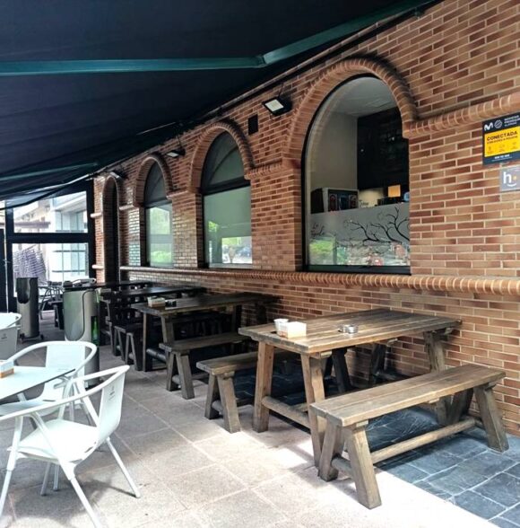 La Tayuela Sidrería Restaurante en Lugones