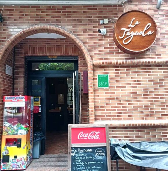 La Tayuela Sidrería Restaurante en Lugones