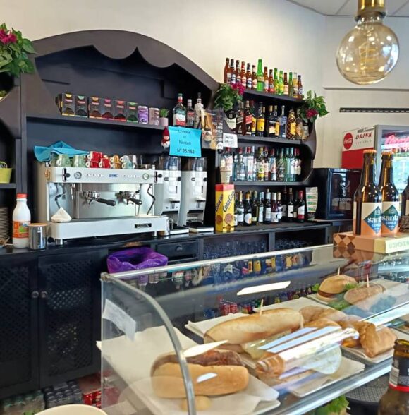 Cafetería Naila en Posada de Llanera