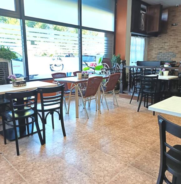 Cafetería Naila en Posada de Llanera